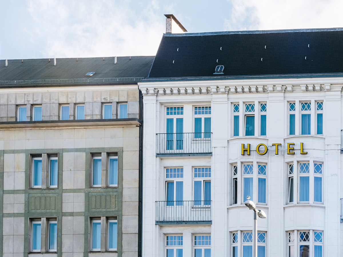 hotel-facade hotel-facade